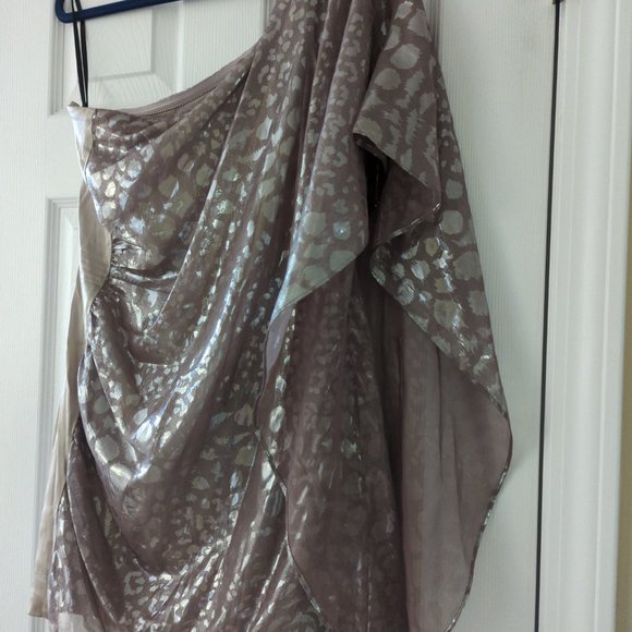 Bebe shoulder mini dress - Picture 3 of 4